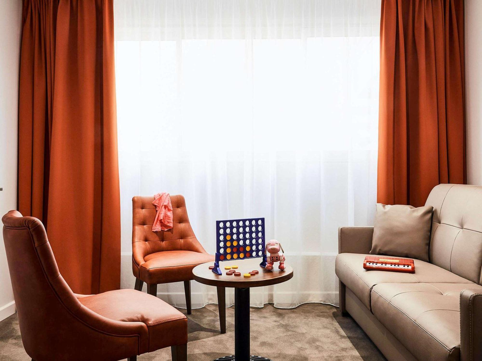 Ibis Styles Hyeres Rooftop & Spa Экстерьер фото