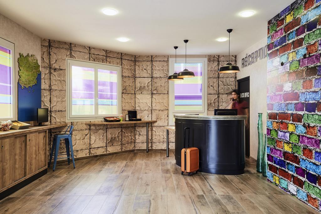 Ibis Styles Hyeres Rooftop & Spa Интерьер фото