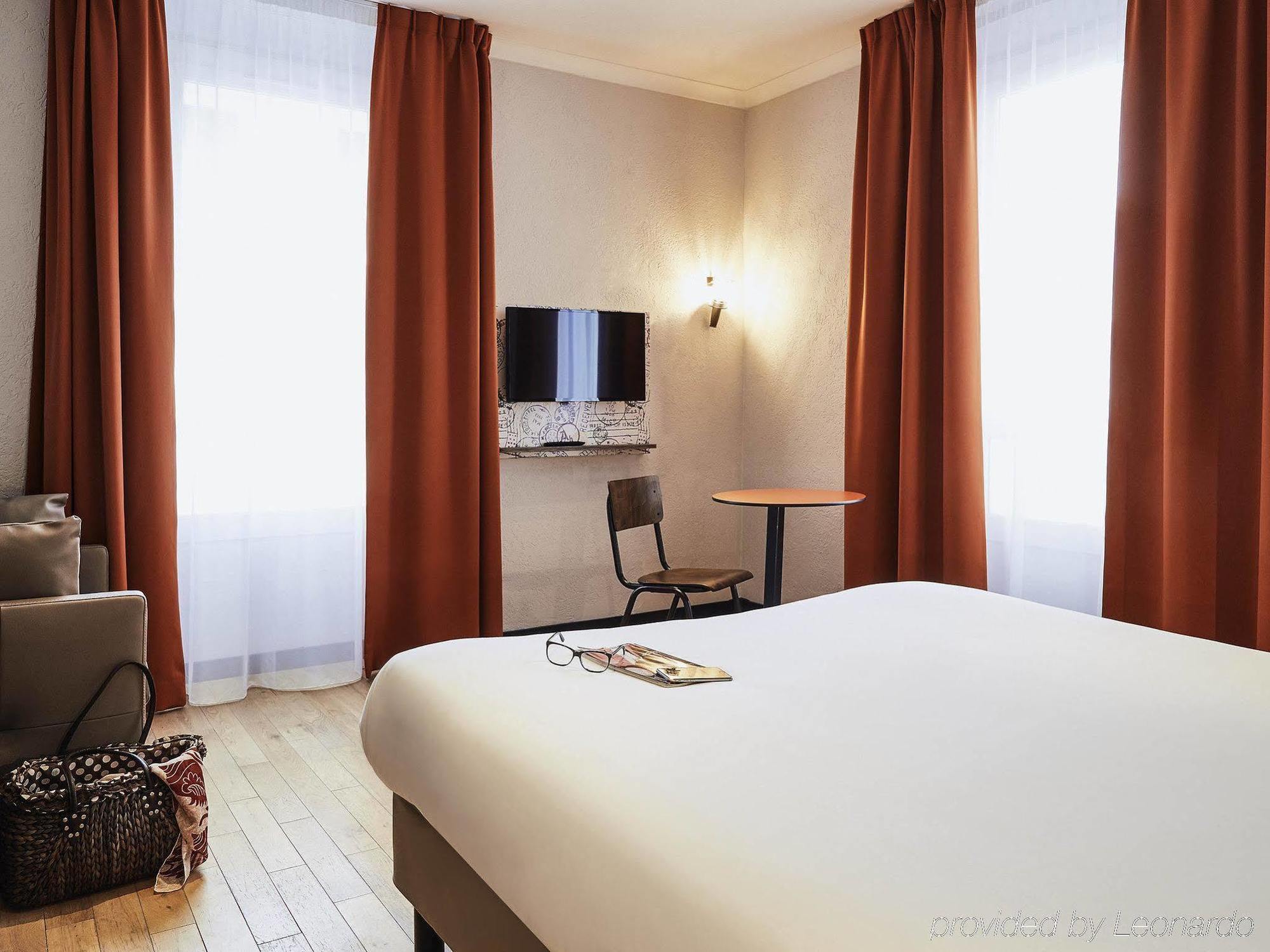 Отель Ibis Styles Hyeres Rooftop & Spa Экстерьер фото