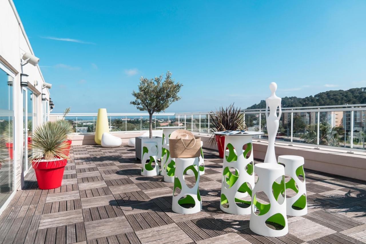 Отель Ibis Styles Hyeres Rooftop & Spa Экстерьер фото